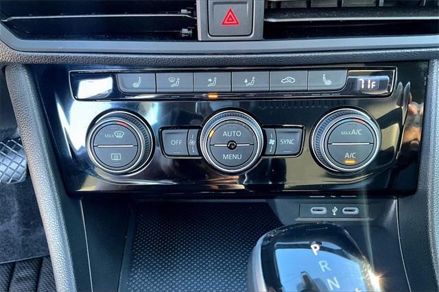 used 2024 Volkswagen Jetta car, priced at $18,995