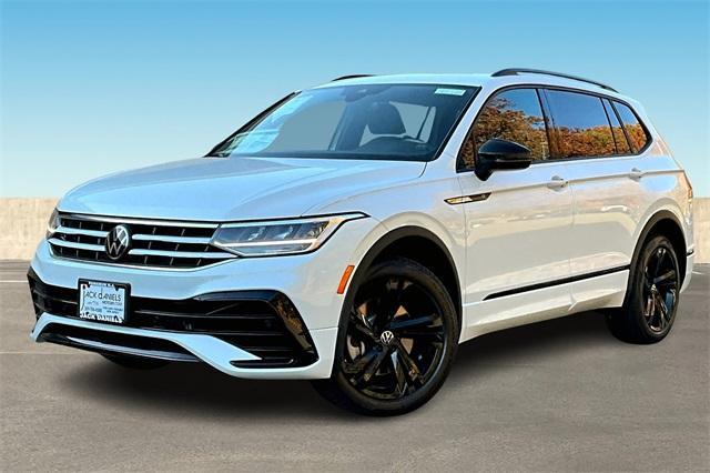 new 2024 Volkswagen Tiguan car, priced at $38,601