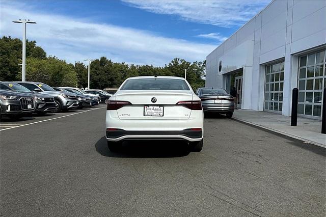used 2022 Volkswagen Jetta car, priced at $21,995