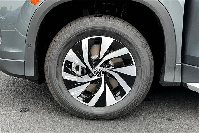 new 2025 Volkswagen Tiguan car, priced at $31,849