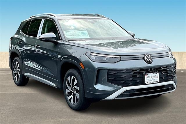 new 2025 Volkswagen Tiguan car, priced at $31,849