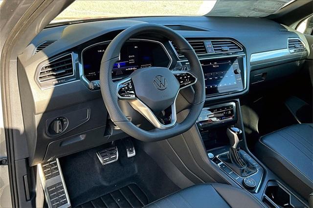 new 2024 Volkswagen Tiguan car, priced at $38,359