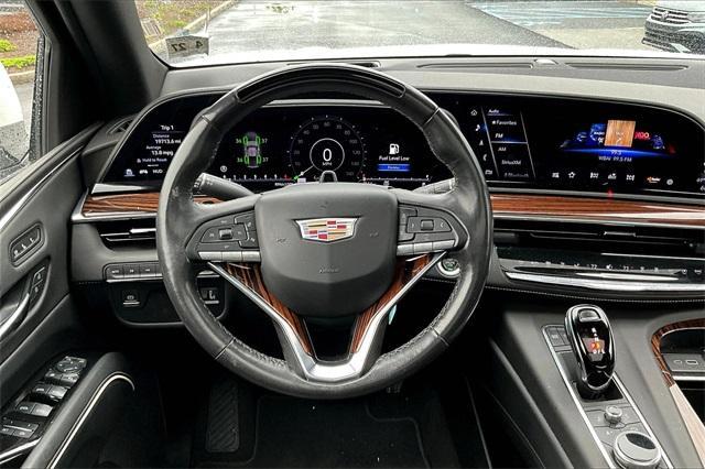 used 2022 Cadillac Escalade ESV car, priced at $63,995