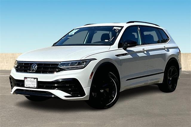 new 2024 Volkswagen Tiguan car, priced at $38,734