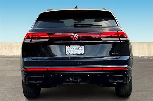 new 2024 Volkswagen Tiguan car, priced at $36,559