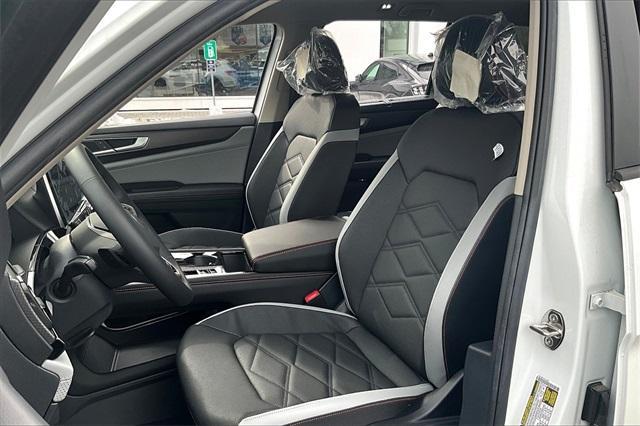 new 2024 Volkswagen Atlas car, priced at $54,503