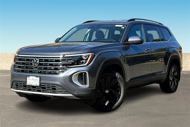 new 2024 Volkswagen Atlas car, priced at $47,242