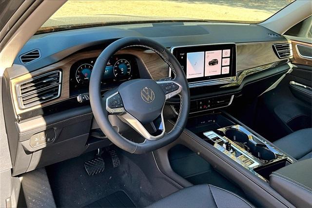 new 2024 Volkswagen Atlas car, priced at $47,242