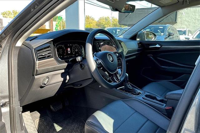 used 2021 Volkswagen Jetta car, priced at $18,995