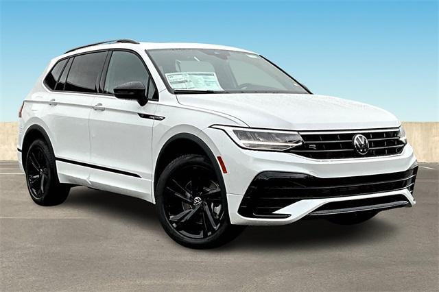 new 2024 Volkswagen Tiguan car, priced at $38,984