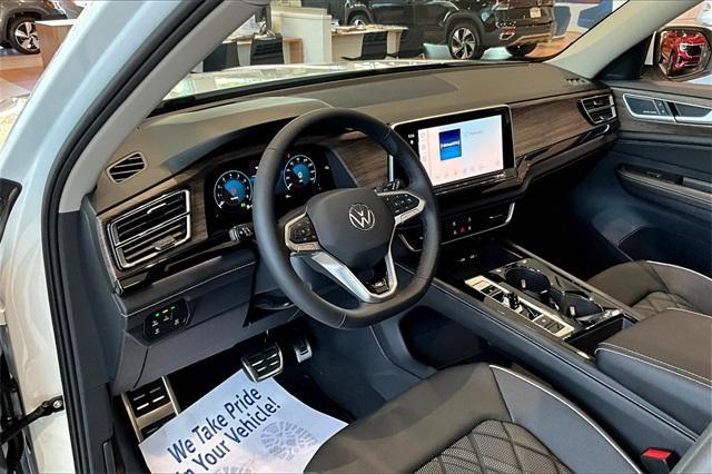 new 2025 Volkswagen Atlas car, priced at $54,871