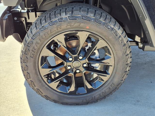 new 2025 Jeep Gladiator car, priced at $43,480