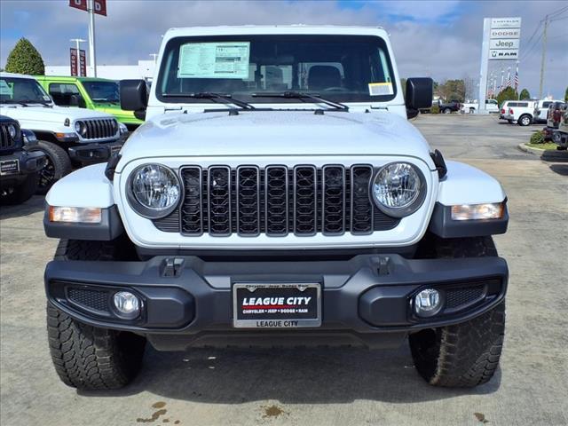 new 2025 Jeep Gladiator car, priced at $42,585