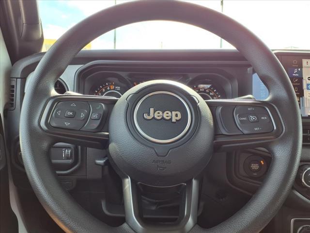 new 2025 Jeep Gladiator car, priced at $42,585
