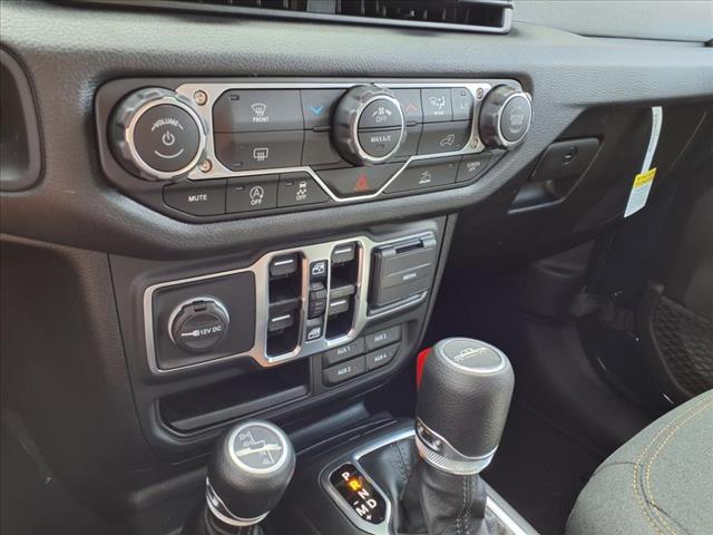 new 2025 Jeep Gladiator car, priced at $43,480