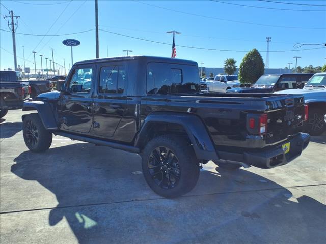 new 2025 Jeep Gladiator car, priced at $38,762