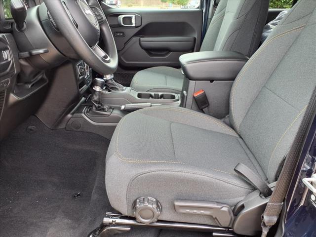 new 2025 Jeep Gladiator car, priced at $43,480