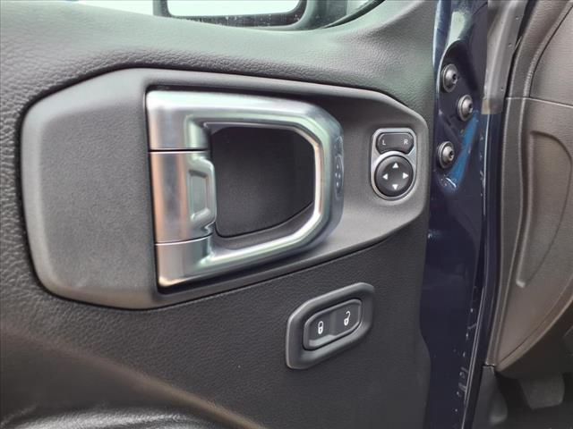 new 2025 Jeep Gladiator car, priced at $43,480