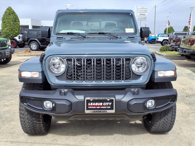 new 2025 Jeep Gladiator car, priced at $41,888