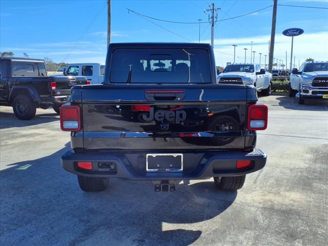 new 2025 Jeep Gladiator car, priced at $42,889