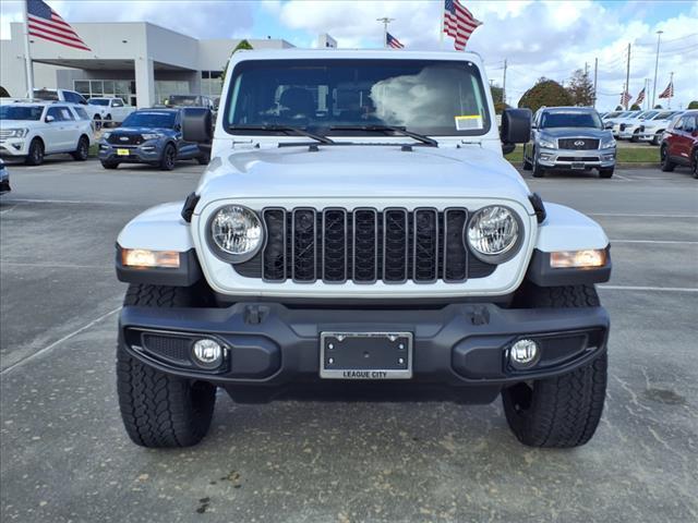 new 2025 Jeep Gladiator car, priced at $41,371