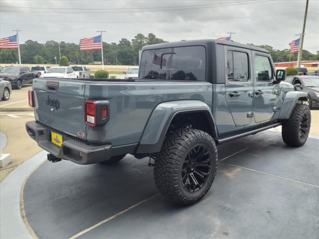 new 2024 Jeep Gladiator car, priced at $47,440