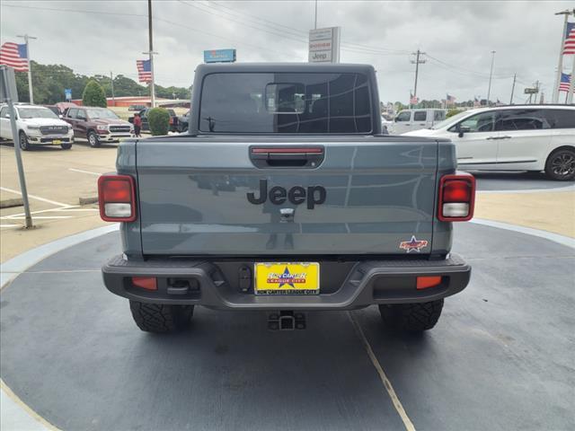 new 2024 Jeep Gladiator car, priced at $47,440