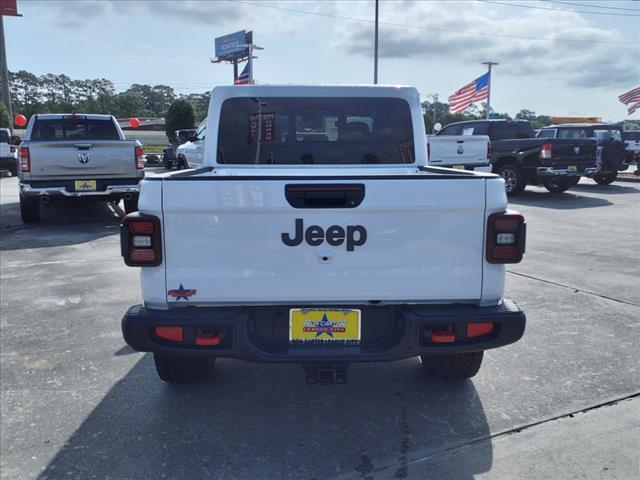 new 2024 Jeep Gladiator car, priced at $55,060