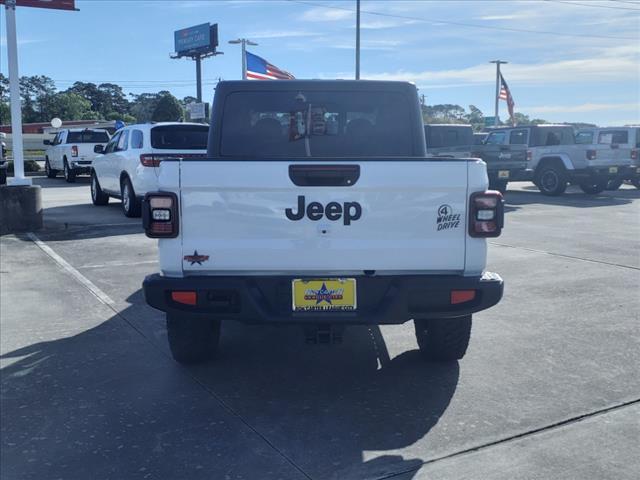 new 2024 Jeep Gladiator car, priced at $40,872