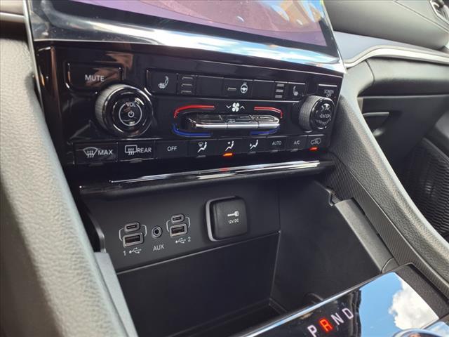 new 2025 Jeep Grand Cherokee car, priced at $40,470