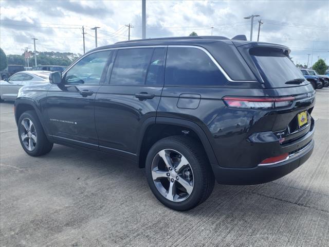 new 2024 Jeep Grand Cherokee car, priced at $41,870