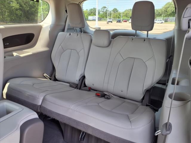 used 2021 Chrysler Pacifica car, priced at $24,980