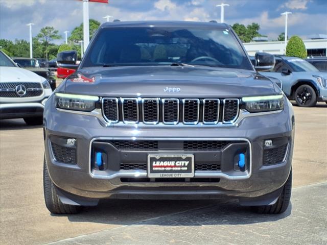 used 2022 Jeep Grand Cherokee car, priced at $33,088