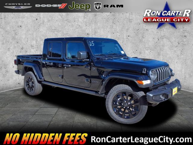 new 2025 Jeep Gladiator car, priced at $38,762