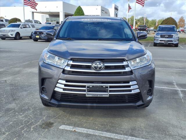 used 2019 Toyota Highlander car, priced at $24,999