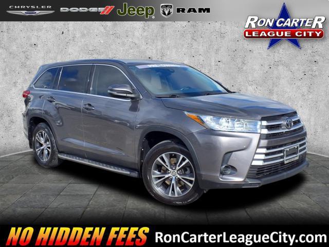 used 2019 Toyota Highlander car, priced at $24,999