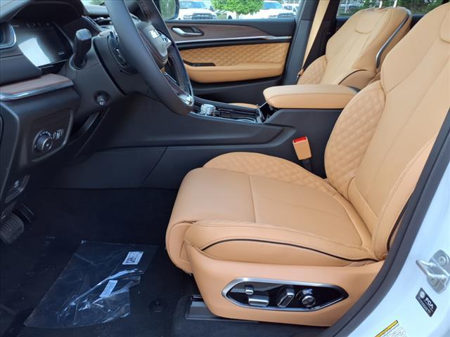 new 2025 Jeep Grand Cherokee car, priced at $61,080