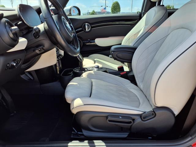 used 2022 MINI Hardtop car, priced at $15,980