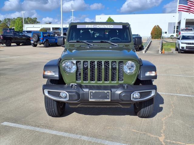 used 2023 Jeep Gladiator car, priced at $35,145