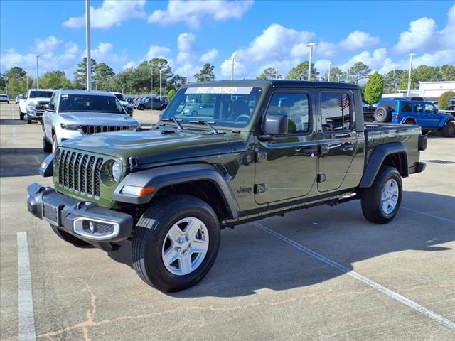 used 2023 Jeep Gladiator car, priced at $35,145