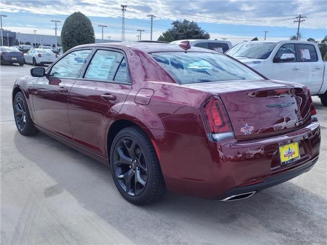 new 2023 Chrysler 300 car, priced at $33,201