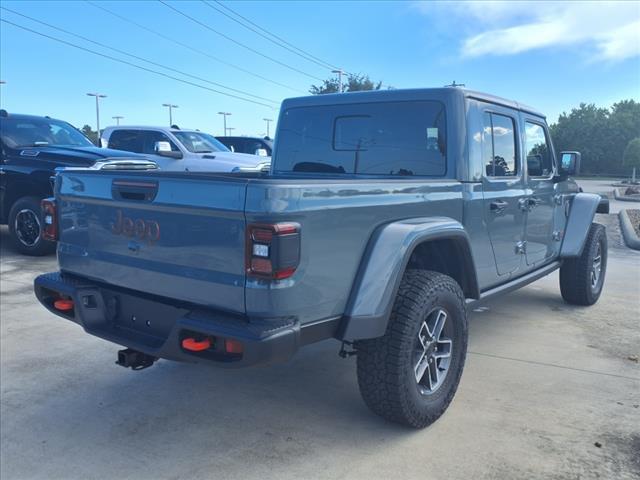 new 2025 Jeep Gladiator car, priced at $45,422