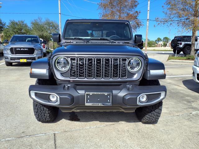 new 2025 Jeep Gladiator car, priced at $46,449