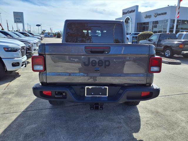 new 2025 Jeep Gladiator car, priced at $46,449