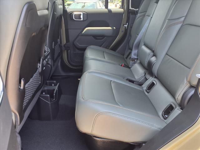 new 2025 Jeep Gladiator car, priced at $55,140
