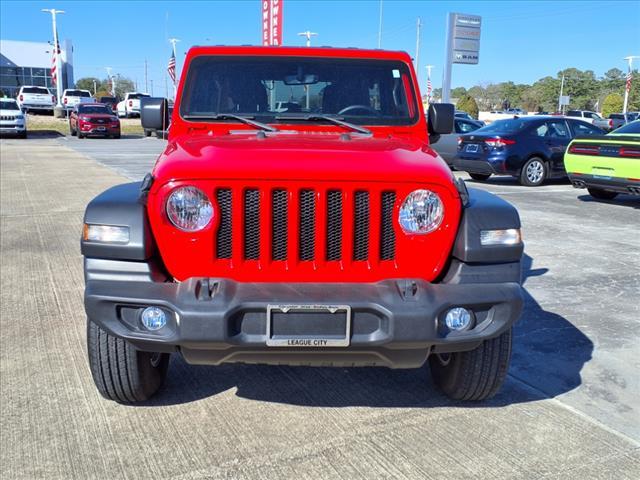 used 2022 Jeep Wrangler Unlimited car, priced at $31,854