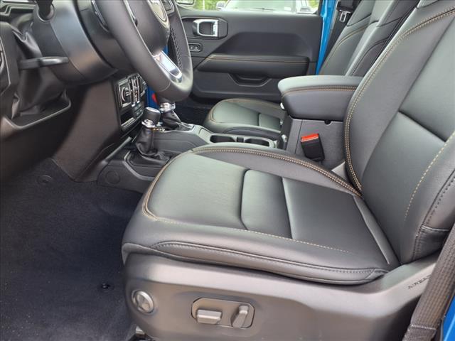 new 2025 Jeep Wrangler car, priced at $51,948