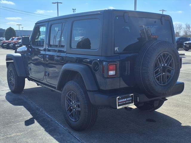 new 2025 Jeep Wrangler car, priced at $45,552