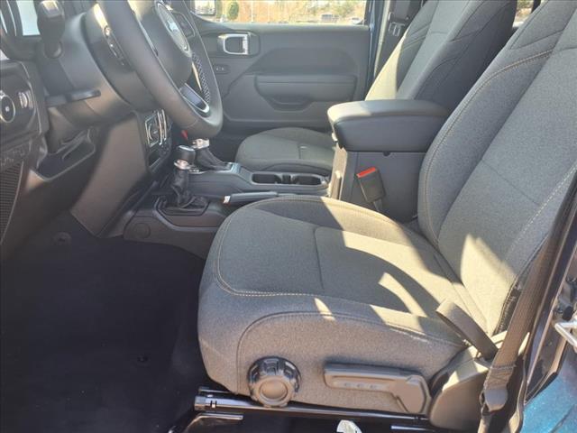new 2025 Jeep Wrangler car, priced at $48,245