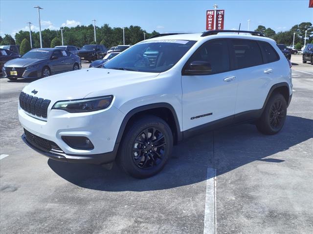 used 2023 Jeep Cherokee car, priced at $25,387